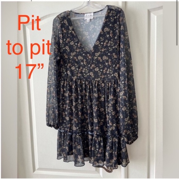 Floral Long Sleeve Dress - Picture 4 of 5